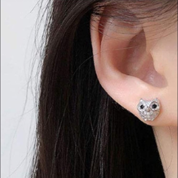 Diamond Owl Earrings - Picture 3 of 3